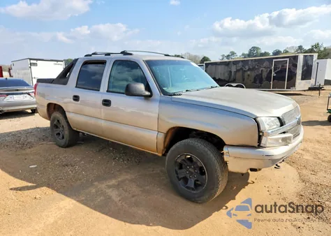 2005 Chevrolet Avalanche C1500 z USA, uszkodzony, nr VIN 3GNEC12ZX5G130893